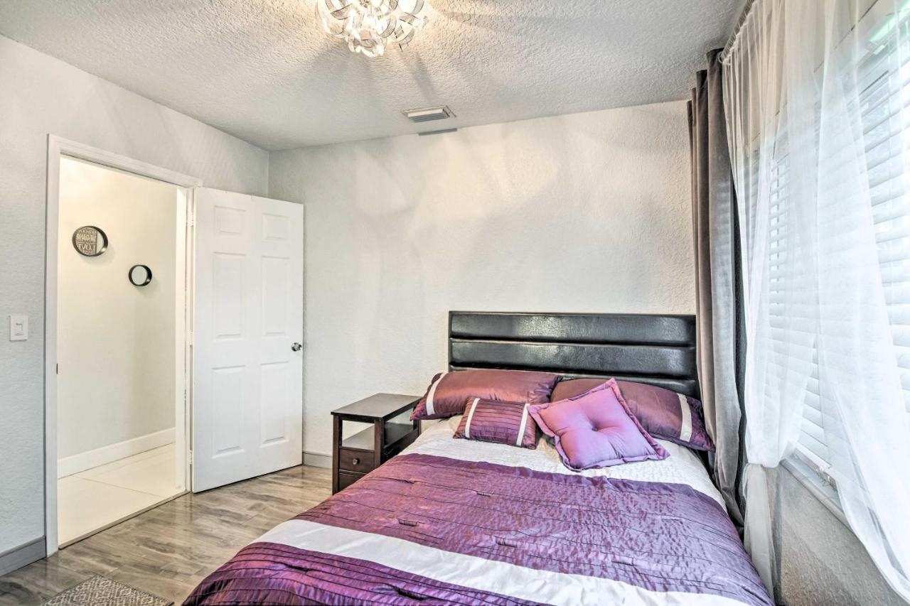 Shady And Eclectic Lauderdale Dwelling With Yard! Holiday home *